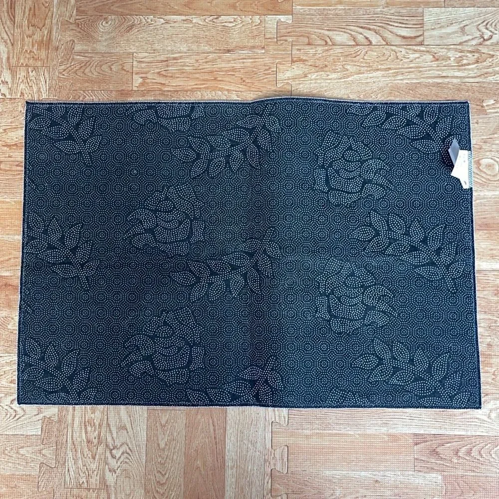 New 23.5” x 16” checkmate graphic door mats floor mats